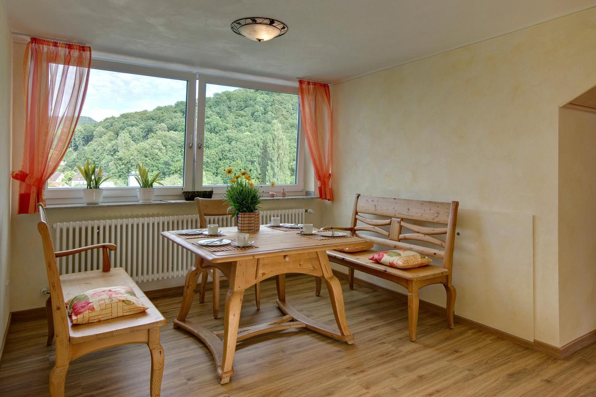 Ferienwohnung Panorama-Fewo Töpfer Annweiler am Trifels Exterior foto